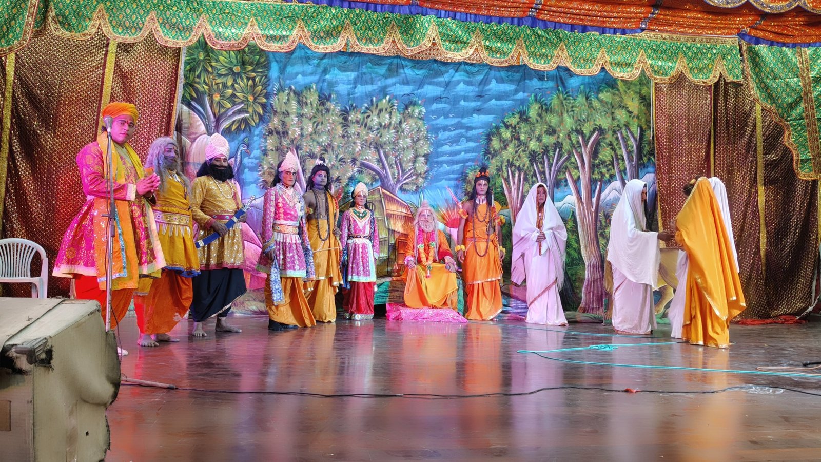 श्री जनकदुलारी आदर्श सेवा समिति अयोध्या धाम द्वारा नारद मोह से  रावण वध श्री राम जी का राज्याभिषेक  की लीला